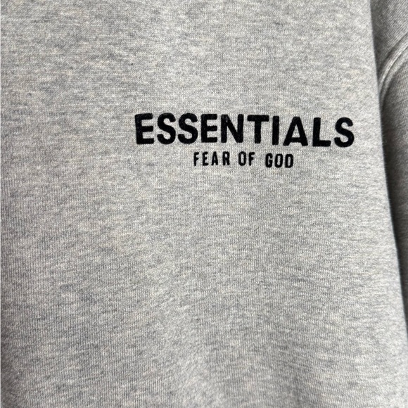 Fear of God ESSENTIALS Grey Hoodie Medium Unisex Streetwear Pullover - Picture 2 of 8